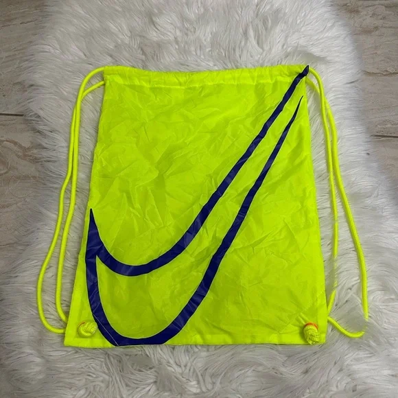 Men’s Nike Alphafly 3 with Bag - Picture 5 of 9